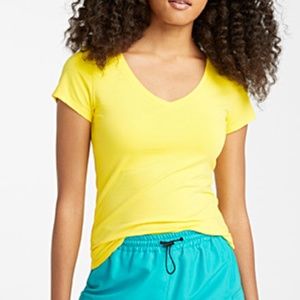 Yellow basic stretch organic cotton tee NWT